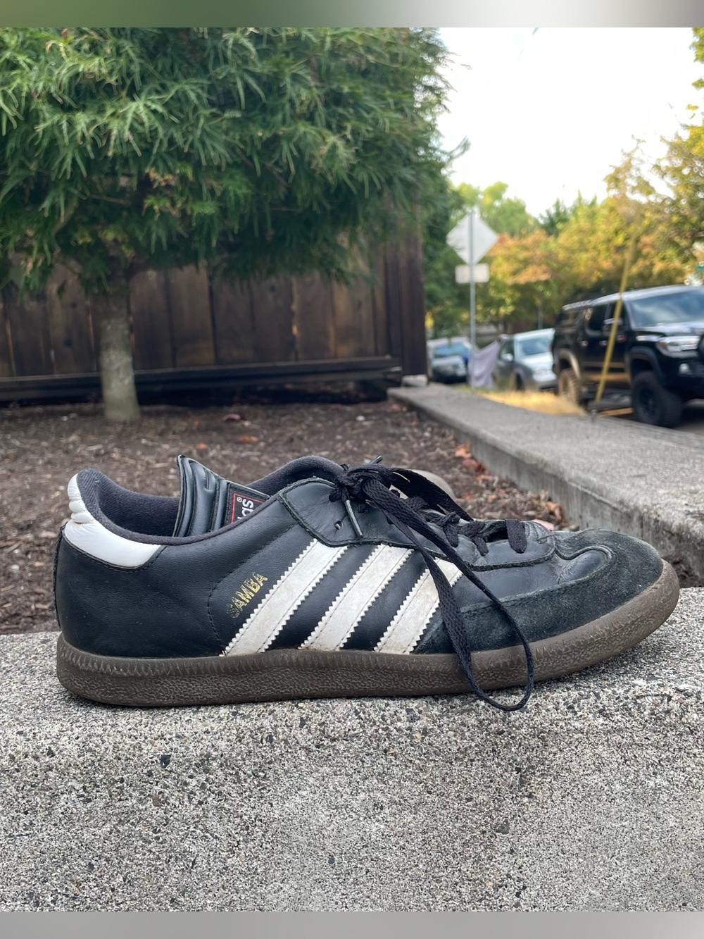 Black Adidas Samba shoes US men’s 8.5